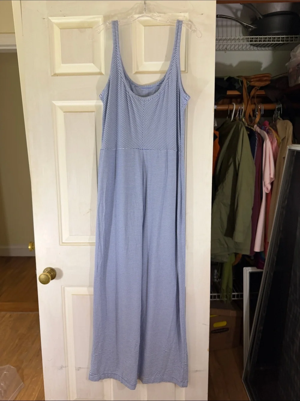 725 10/$50🏄🏻‍♀️ Gap Maxi Striped Blue Sundress with Side Slit